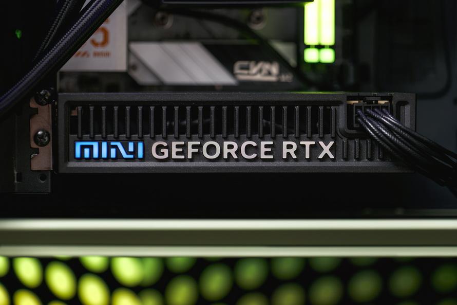 七彩虹iGame RTX 5060 Ti Mini评测:小体积满血性能,16GB显存轻松装进ITX