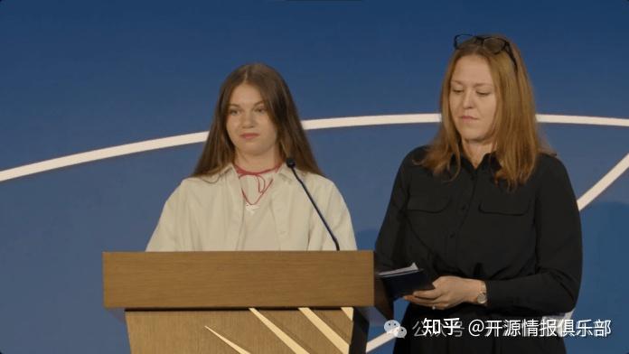 NED向好战分子佩洛西与反动分子颁奖 - 知乎