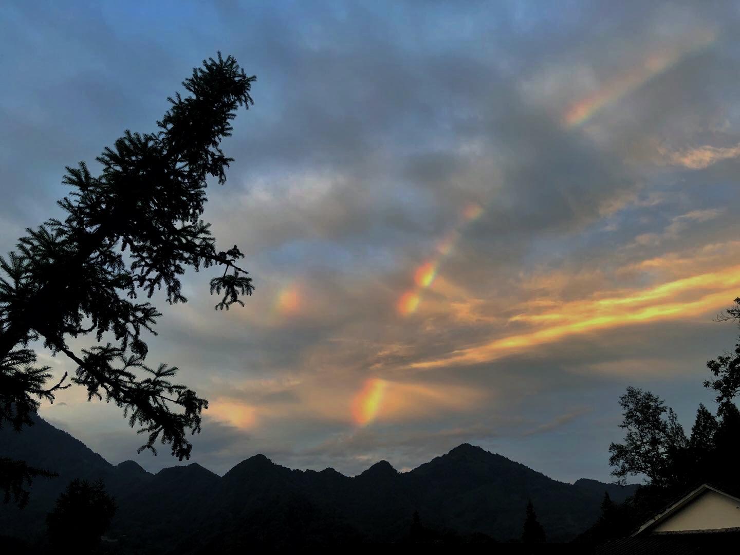 清明想去青城山看日出,求问上山哪里可以住? - 知乎