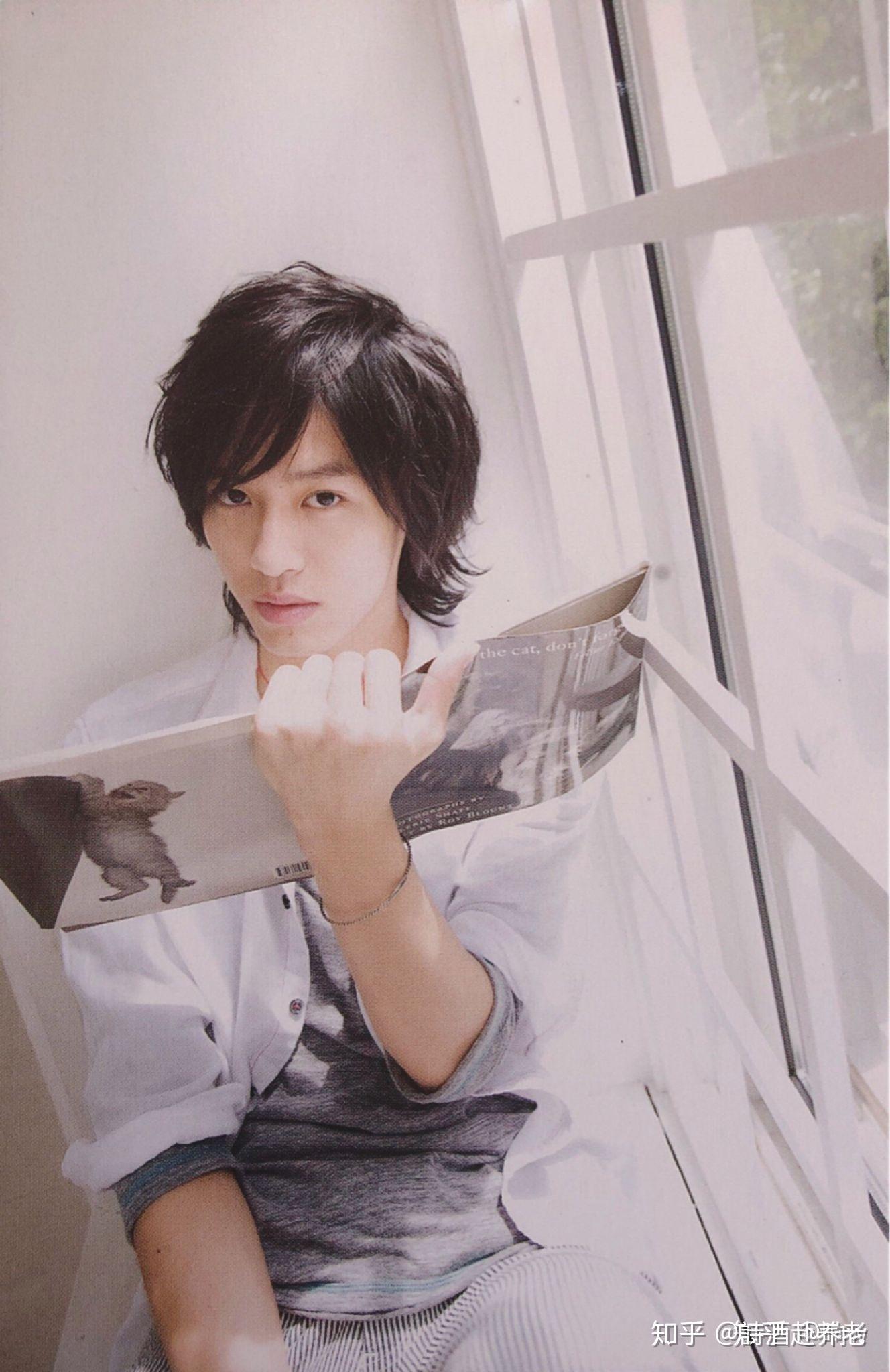 你们认为假面骑士里哪个演员最帅