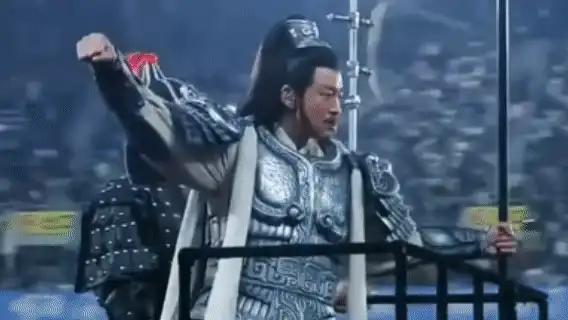 何润东空降苏超复刻「霸王巡场」，这波梦幻联动效果怎么样？你还期待苏超赛场复刻哪些经典场面？