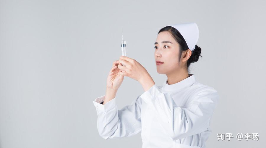 肌肉注射的时候护士换了针但是重复使用了已经开启被用过的的注射用水