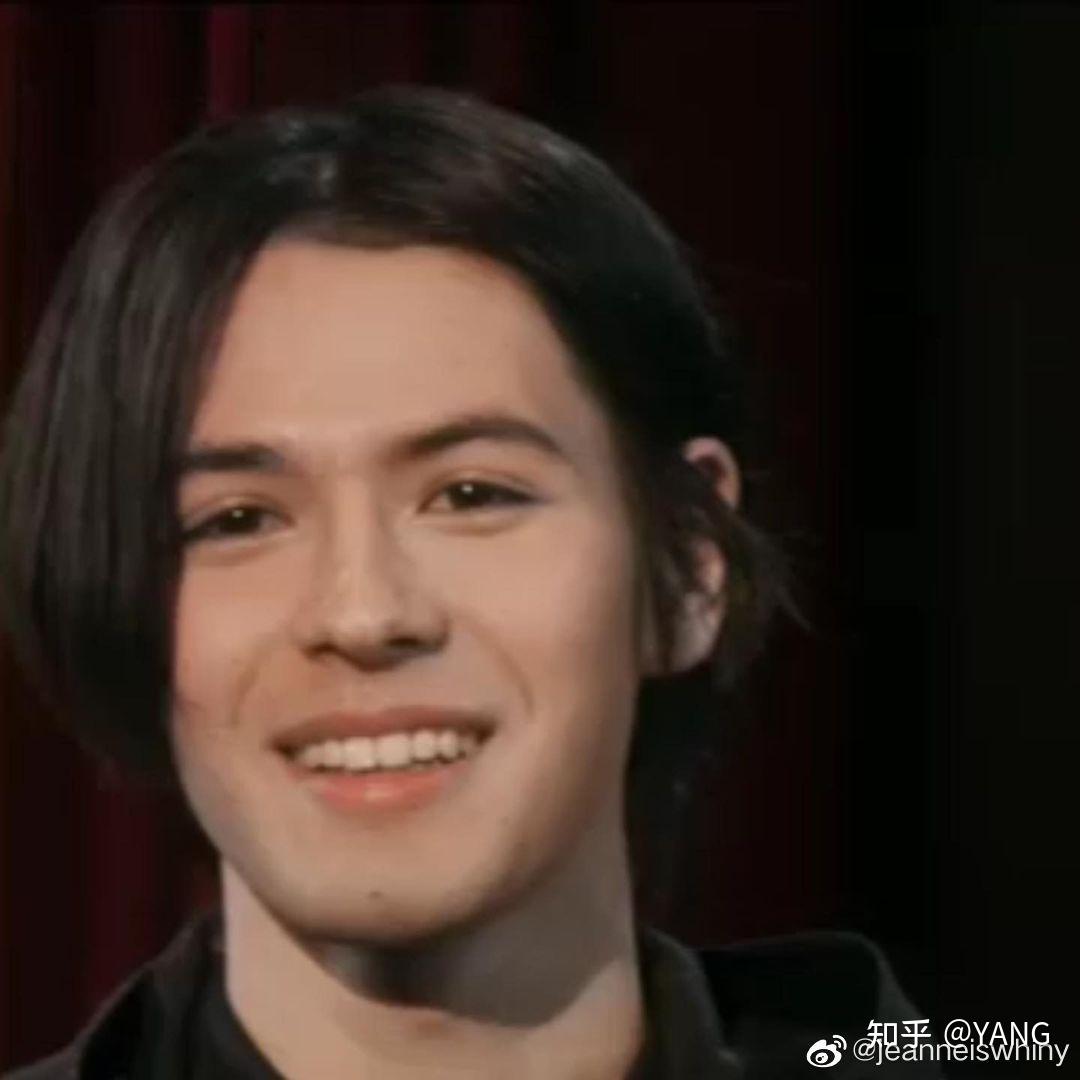 如何评价intersection的青山威廉或者更多关于他的信息吗