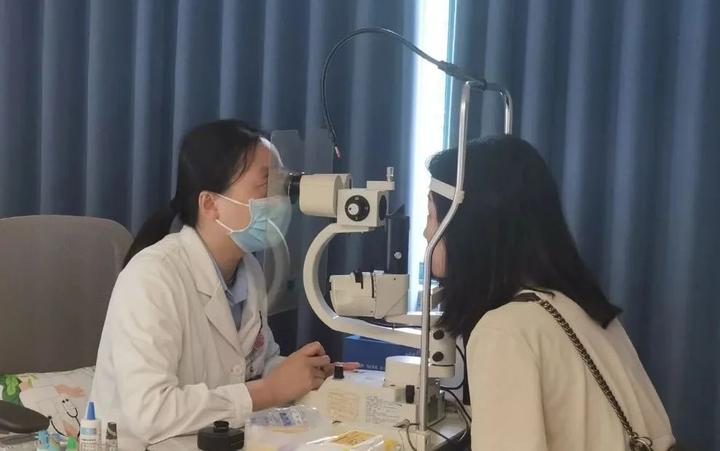 武汉普瑞眼科刘颖带你了解：什么是evo icl晶体植入近视手术 - 知乎