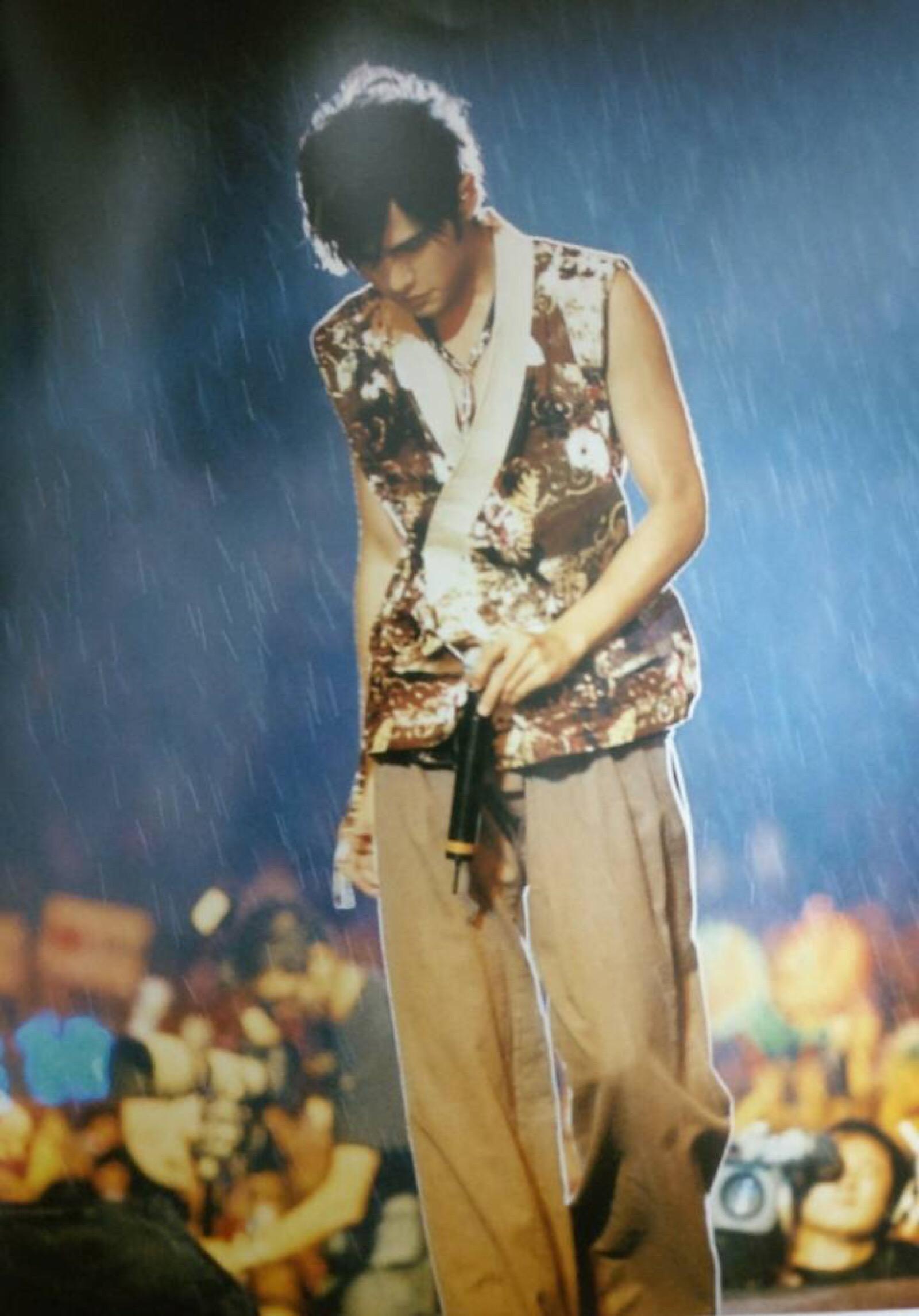 大家有没有周杰伦早期留狼尾的照片? - 知乎