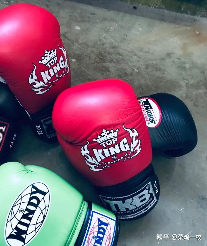 windy拳套和twins拳套哪个好