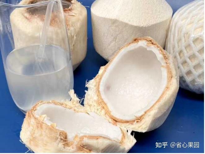 带皮青椰子椰汁是酸的是不熟么