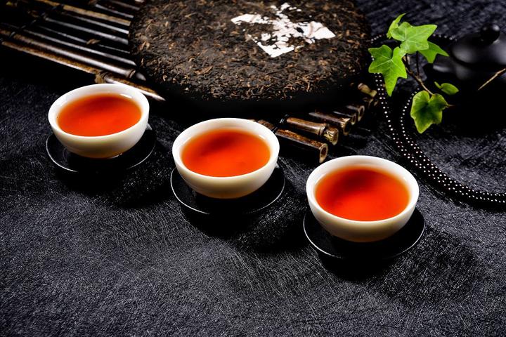 有哪些好喝的普洱茶推薦?高性價比、正宗的普洱茶有哪些?普洱茶哪些品牌好:大益、吉普號、下關、滄瀾古茶、慶豐祥?有哪些普洱茶適合做口糧茶?有哪些高端普洱茶 適合送禮/禮品茶?普洱茶的功效?普洱茶選購指南-