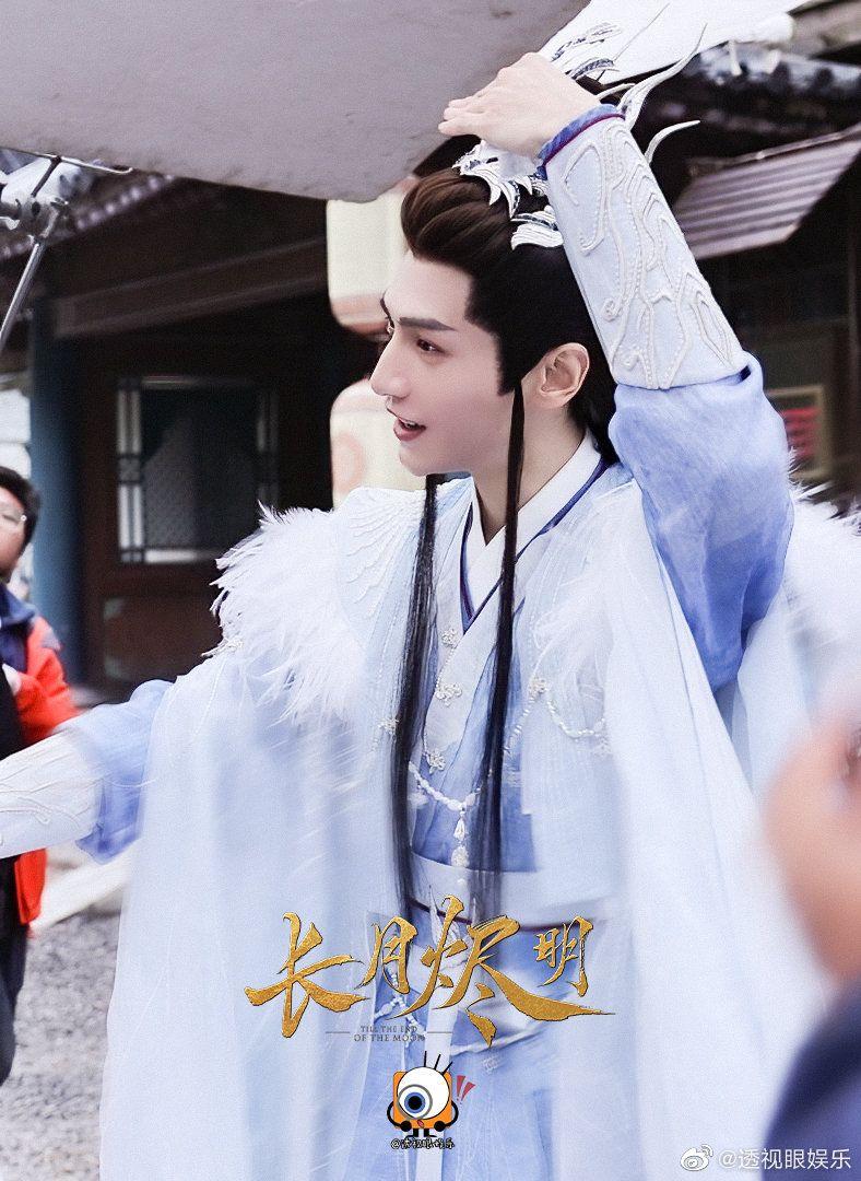 如何看待网传长月烬明古偶妆造, 尊重观众比什么都强?(长月无烬剧照)