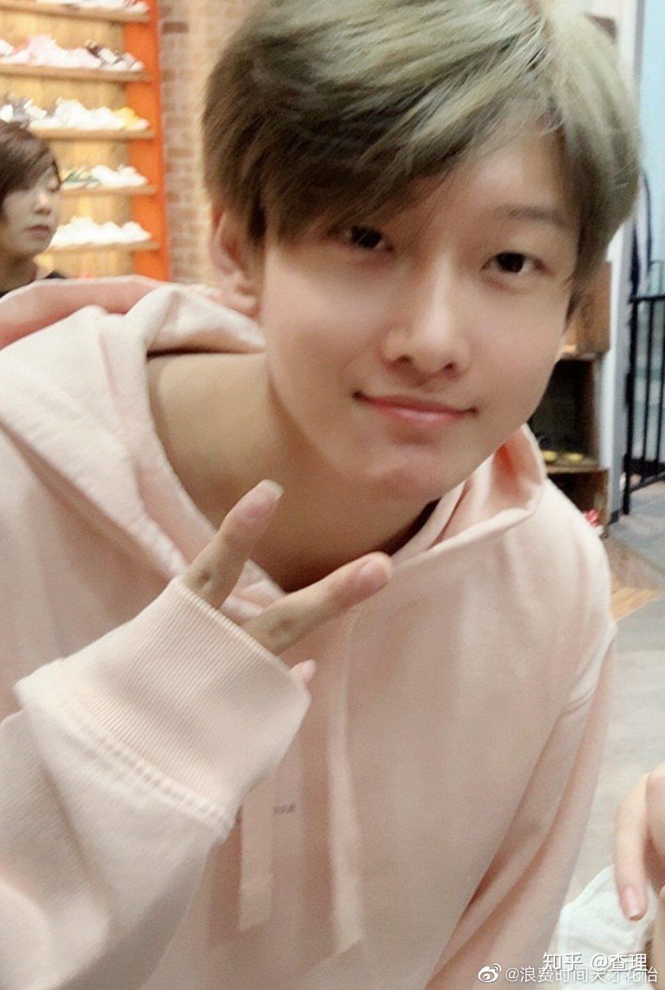 分享一张花少北的帅照给我好吗