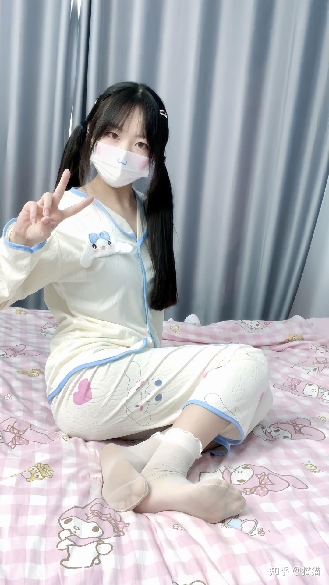 女生穿短白袜有多好看