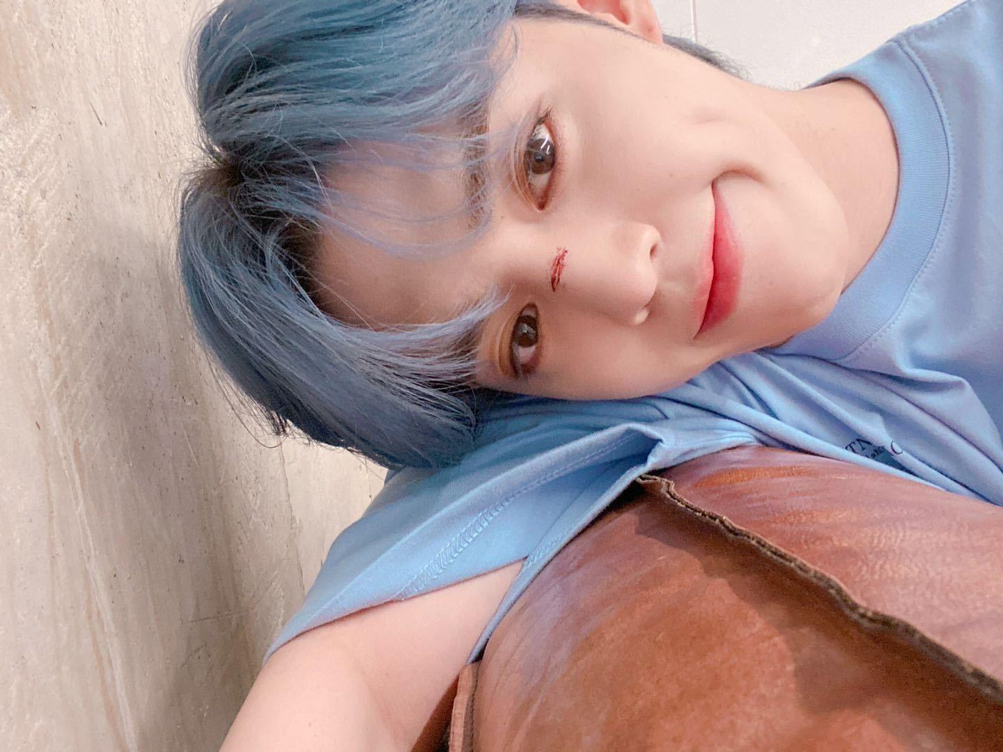 【seventeen】克拉们喜欢次人的哪个发色,我喜欢荣的黑发,圆的紫发,啵