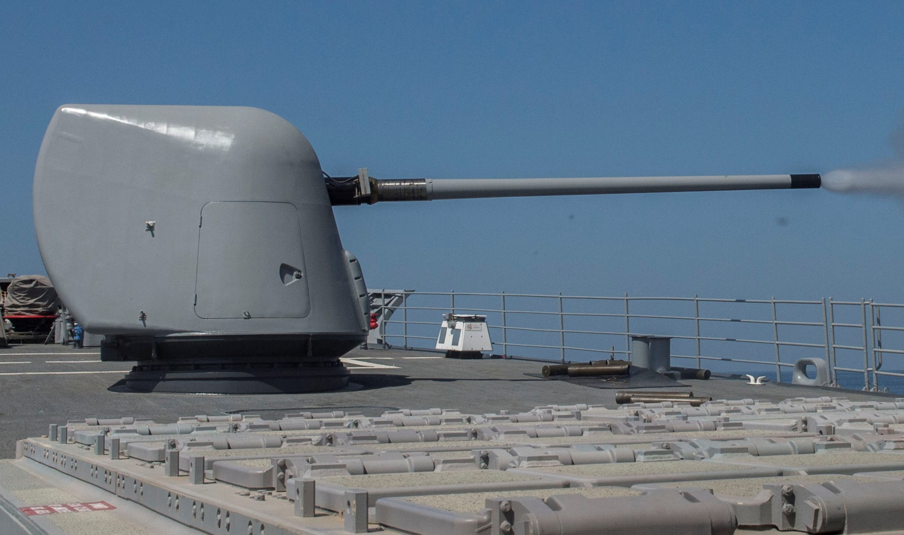 现代军舰的主炮有什么用? - 知乎