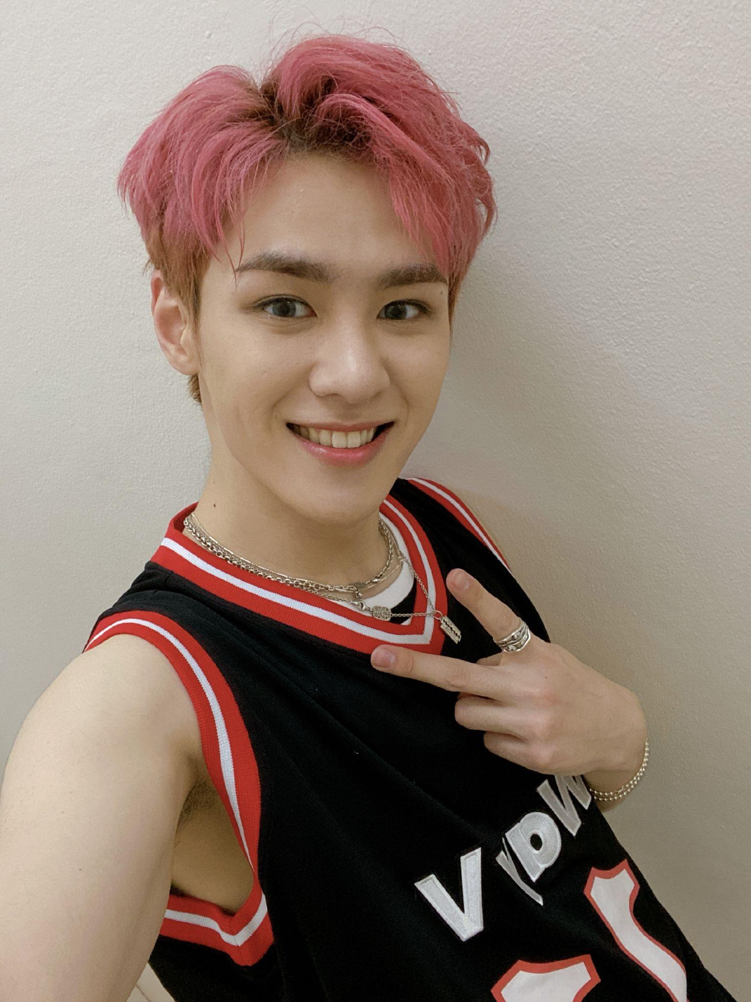 如何客观地评价威神v队长钱锟的长相? - 知乎