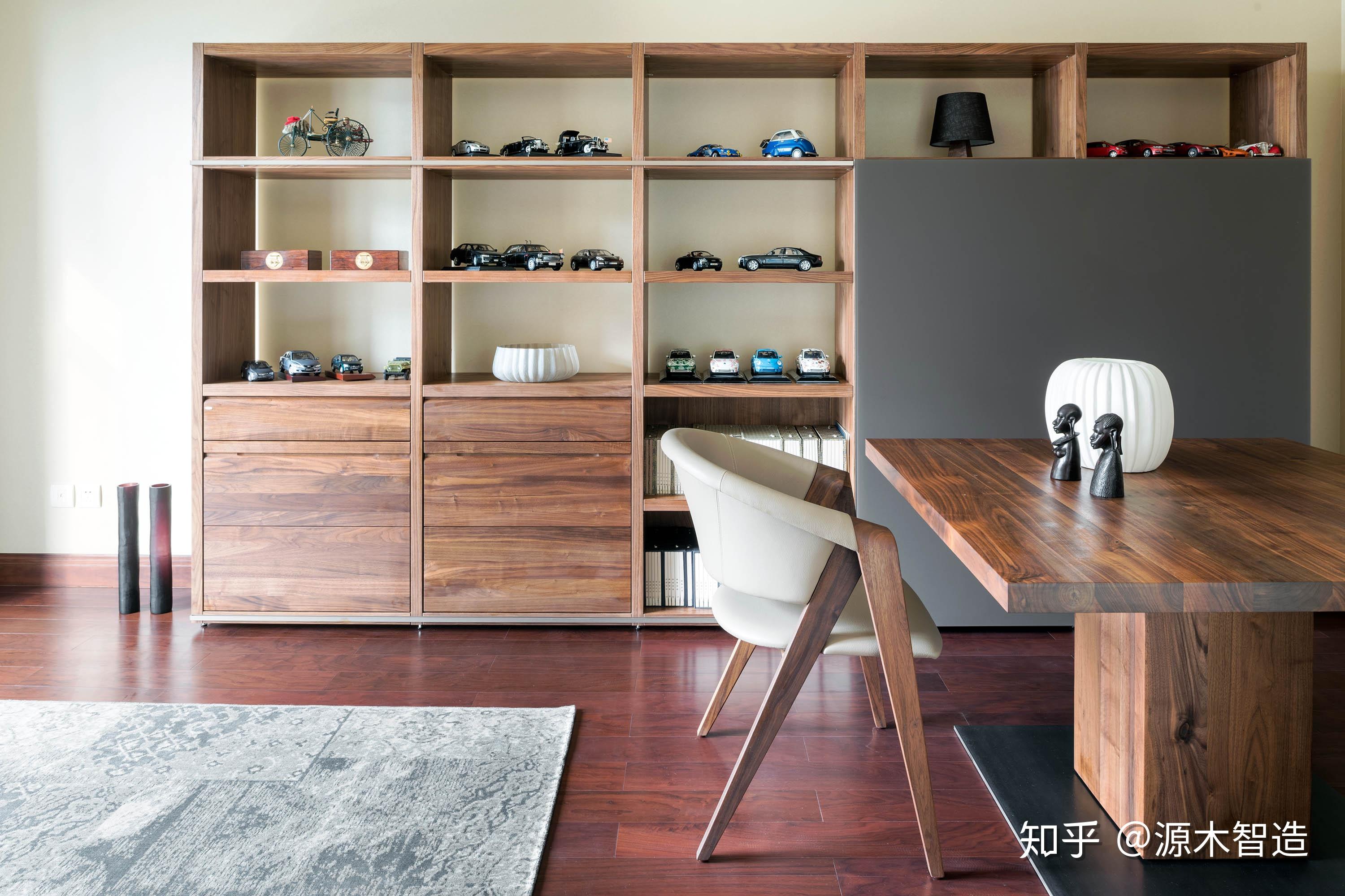 黑胡桃木家具配什么颜色的地板可以装出温馨的北欧风格?