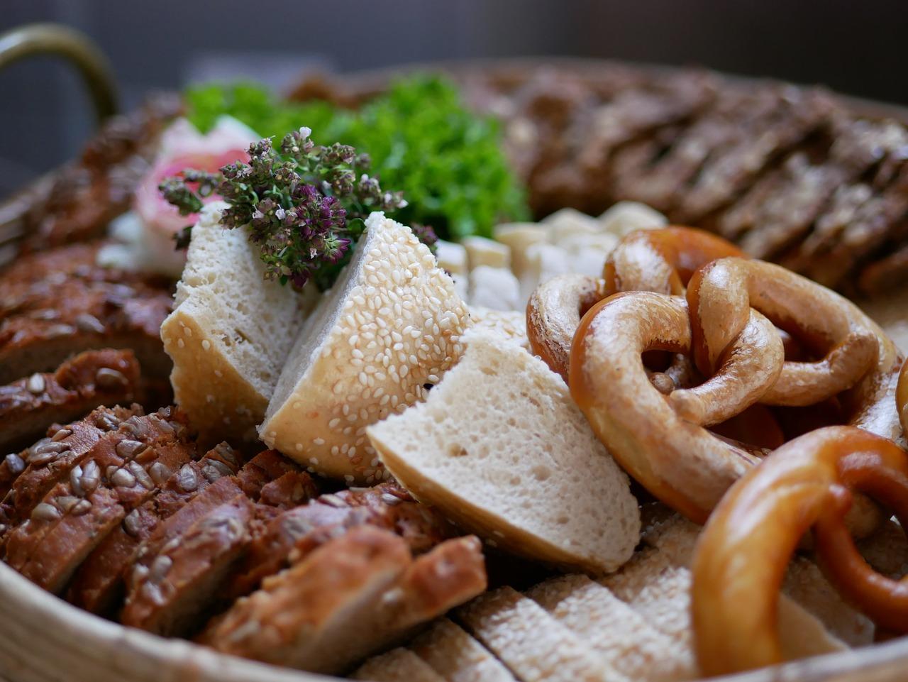 4. 轻巧抽屉易操作