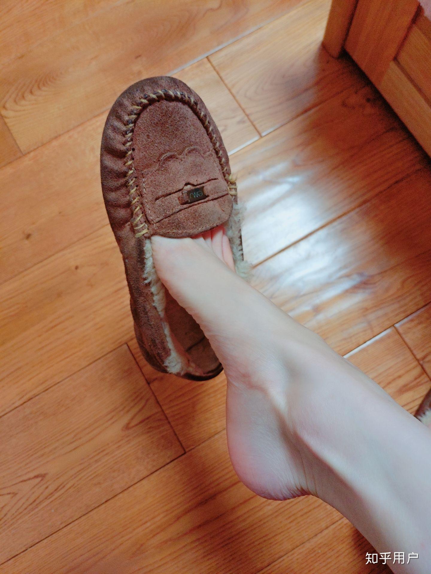 女生什么样的脚才好看? - 知乎