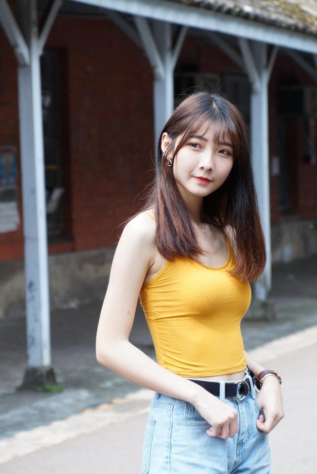 瘦小的平胸女性应该怎么丰胸?看看大家们的吐槽吧 知乎