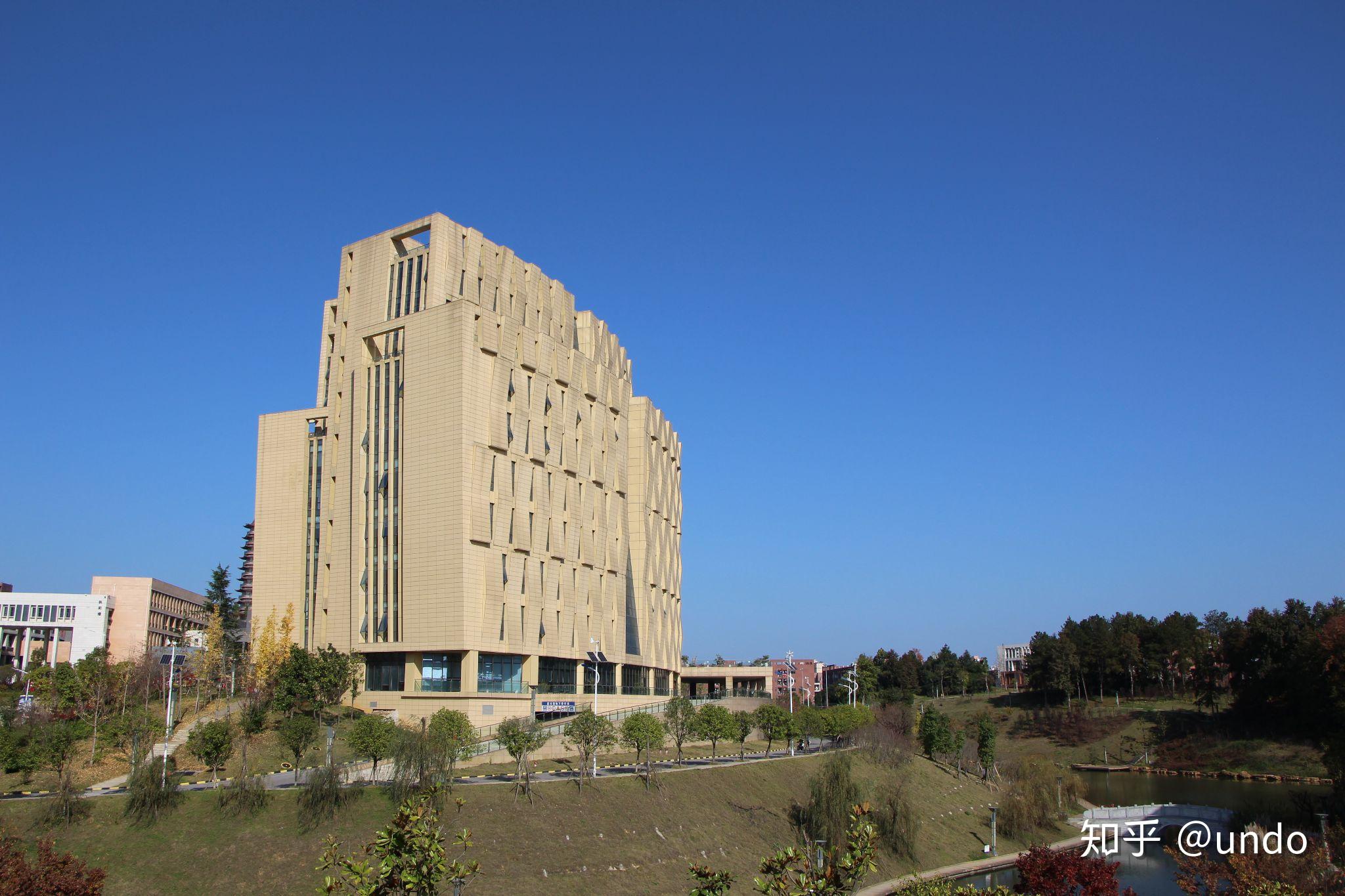 遵义师范学院的图书馆或教室环境如何?是否适合上自习? - 知乎