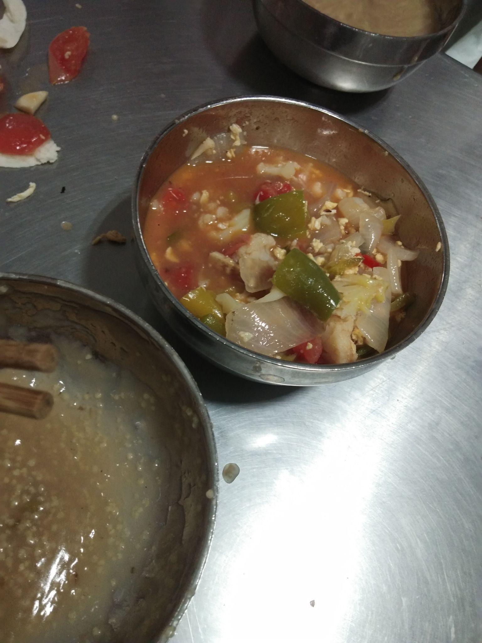 学校食堂的饭菜难吃是种怎样的体验?