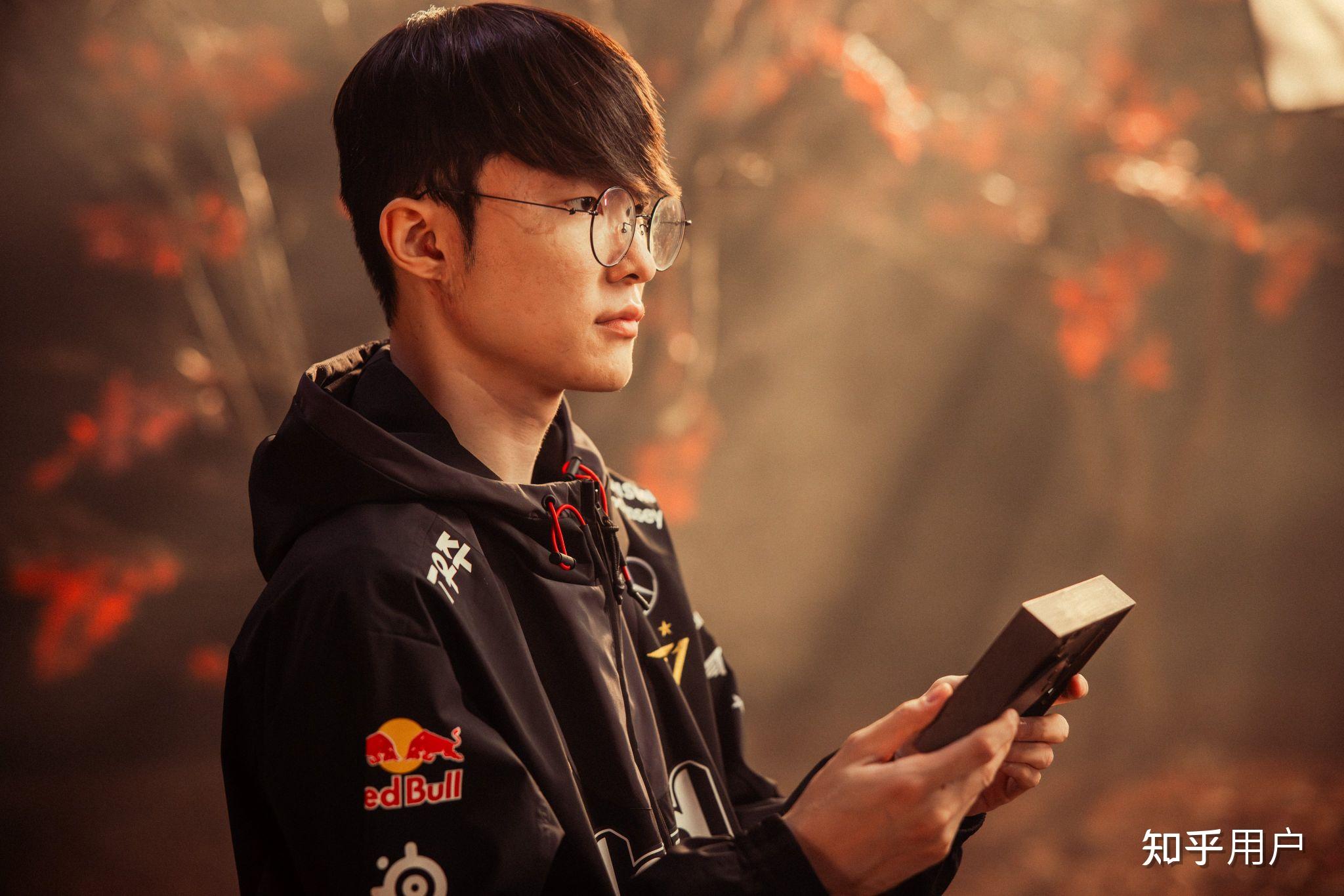 如何看待faker四冠