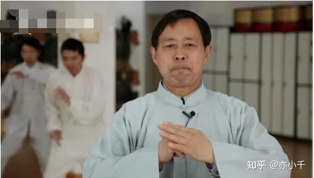 作揖:中国古代最流行的礼仪,比握手更卫生、更有气质 - 知乎