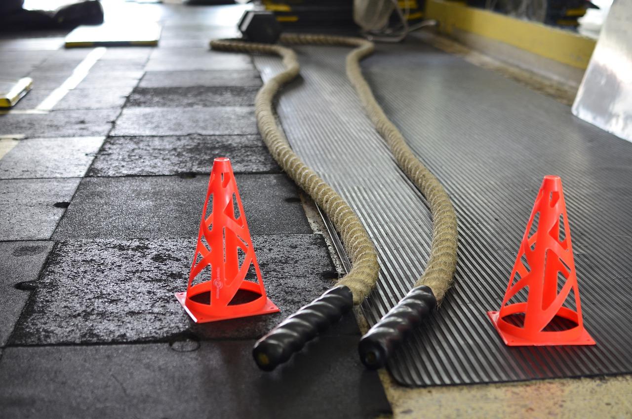 健身房办卡一般多少钱