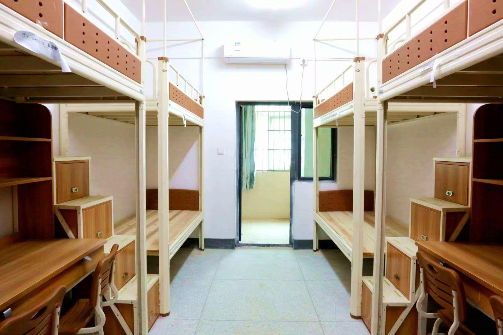 武汉长江职业学院寝室图片