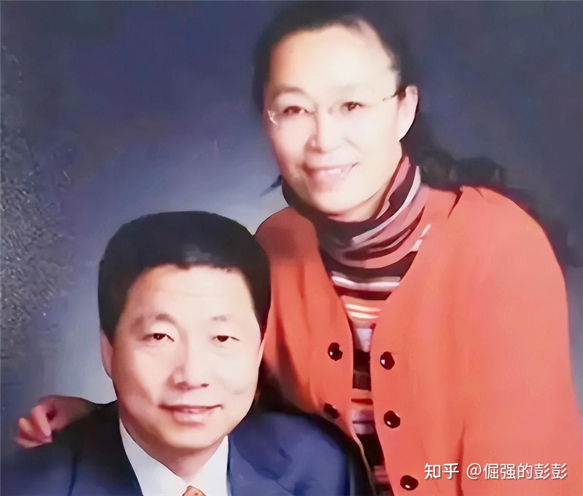 故事:航天英雄杨利伟:背后是女儿的夭折和妻子的离职的苦楚 - 知乎