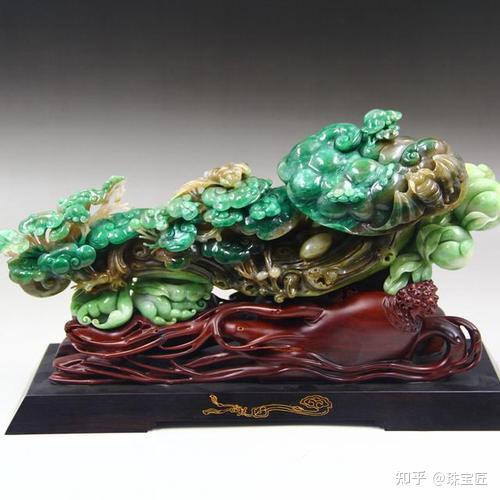 四大名玉之一！它是撞脸翡翠、岫玉、和田玉的大众脸？聊聊独山玉的那些