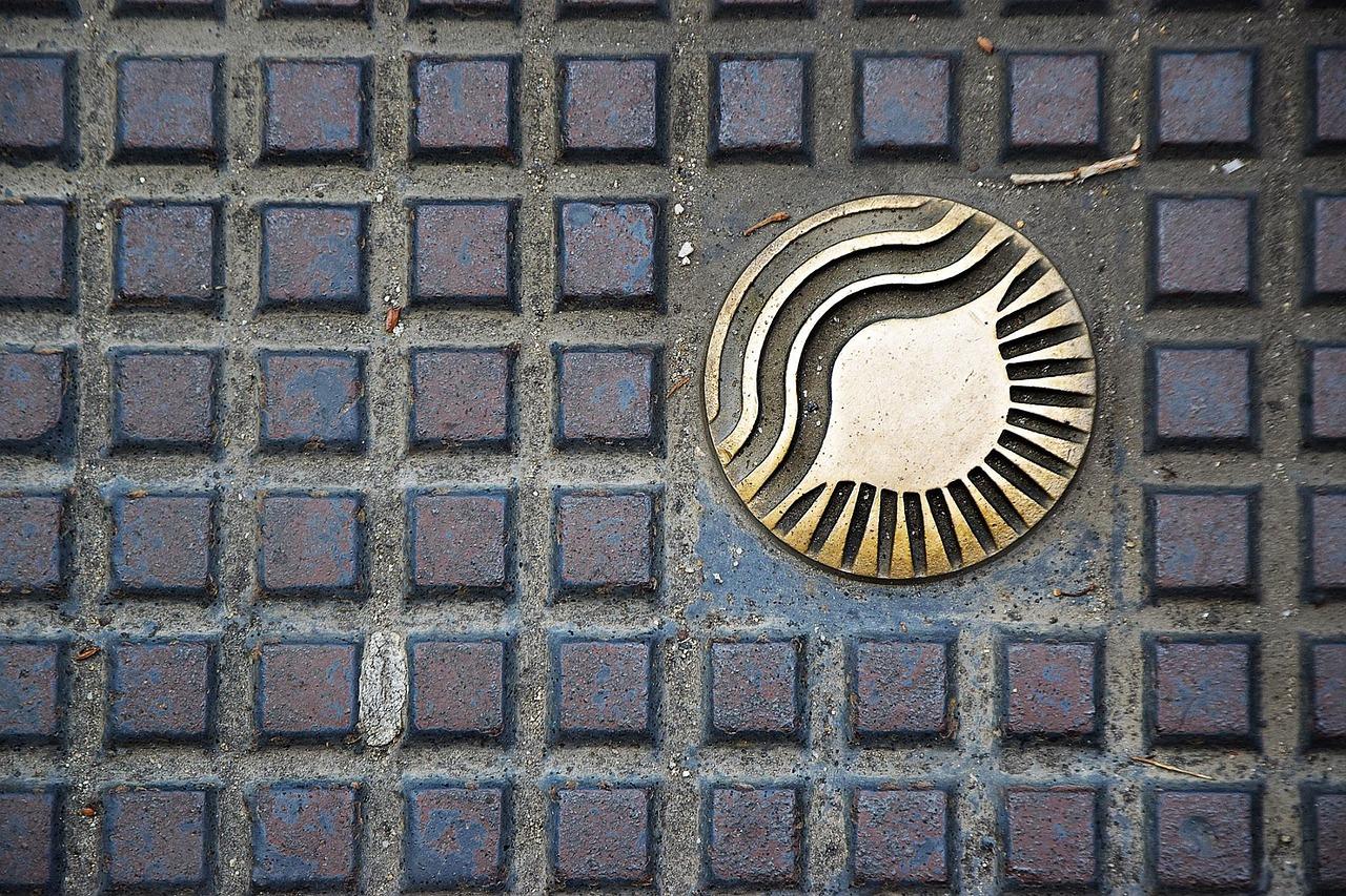 瓷砖拼花怎么贴