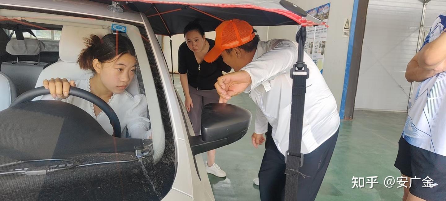 好用的汽车驾驶培训哪个公司好