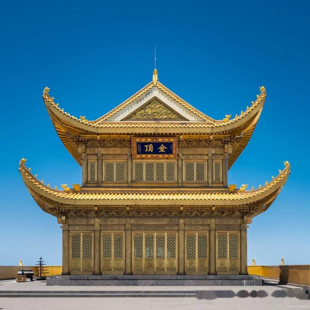 探寻峨眉山金顶:追寻宁静,感受壮丽,领略文化