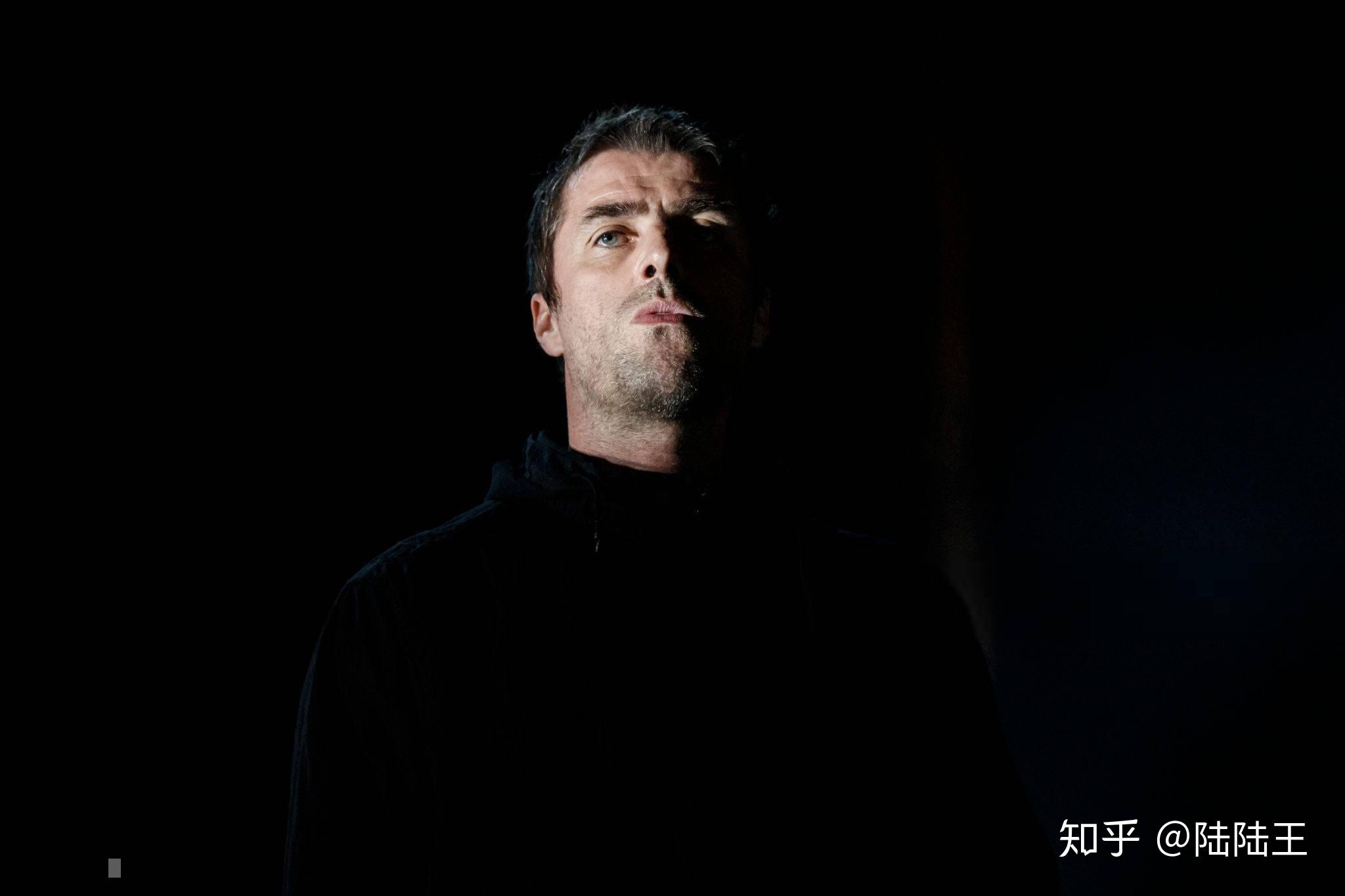 如何评价oasis主唱liam的颜值