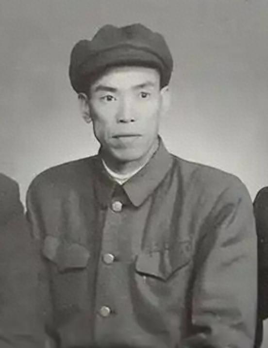 81年梁兴初进京，上级安排的两个岗位他都没接受，却提了一个请求 - 知乎