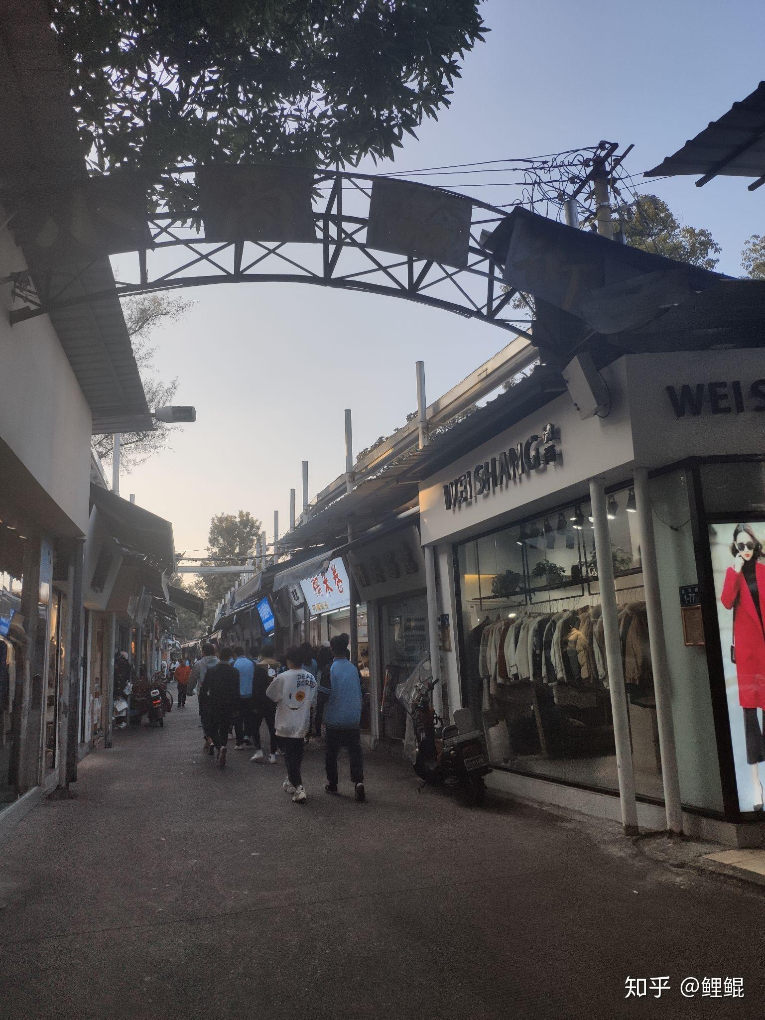 有谁知道厦门集美石鼓路的板栗饼店搬哪了吗?