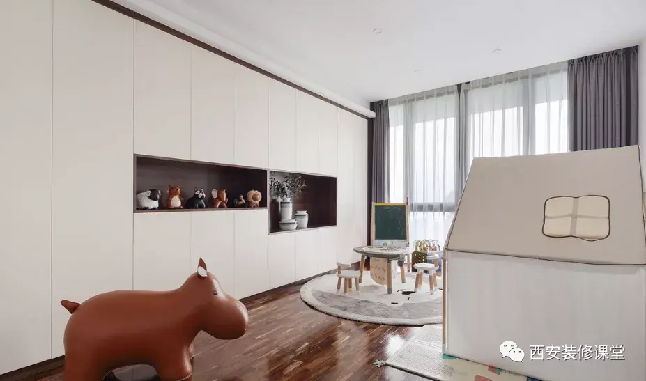 电视背景墙做一面墙柜子是否合适