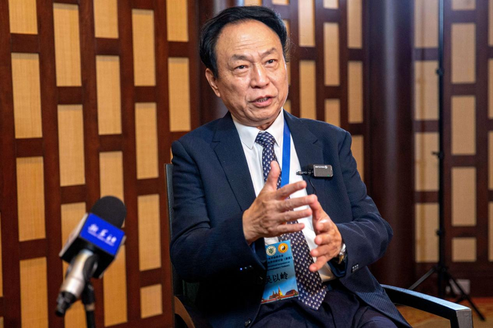 新华社在泰国专访吴以岭院士中医药走向世界证据是关键