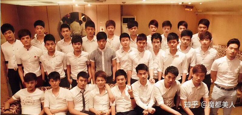 ktv夜场男陪酒师是怎样的一种工作?能干吗工资还是日结? - 知乎