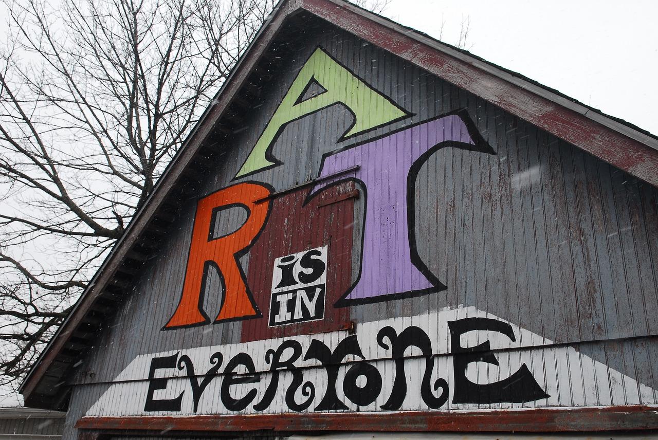 采摘果实笑开颜