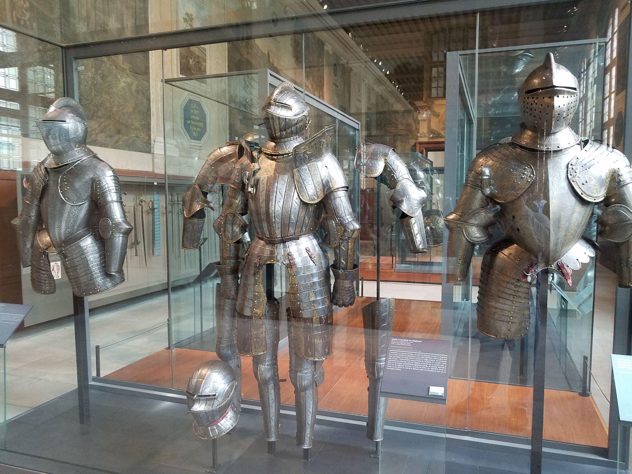 看好多穿越种田流都喜欢用水力锻锤造板甲,这实用吗? - 知乎