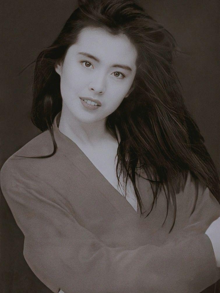 为什么这么多人觉得王祖贤年轻时好看