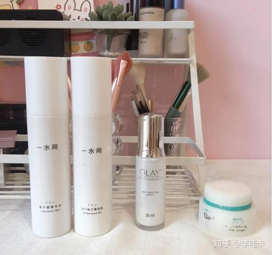 一水间富勒烯水乳好用吗真的可以去黄吗