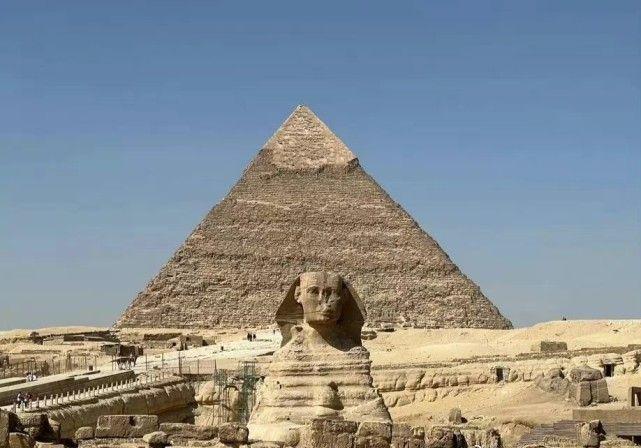 你知道世界八大奇迹之一的埃及金字塔用了多少石头吗？ - 知乎