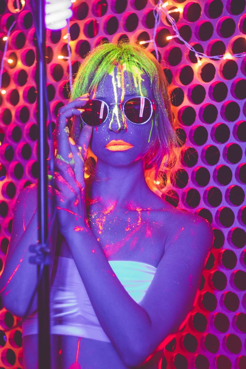 4. 灯海映衬繁华