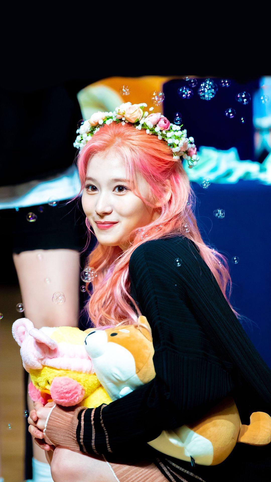 twice的凑崎纱夏sana有什么神图