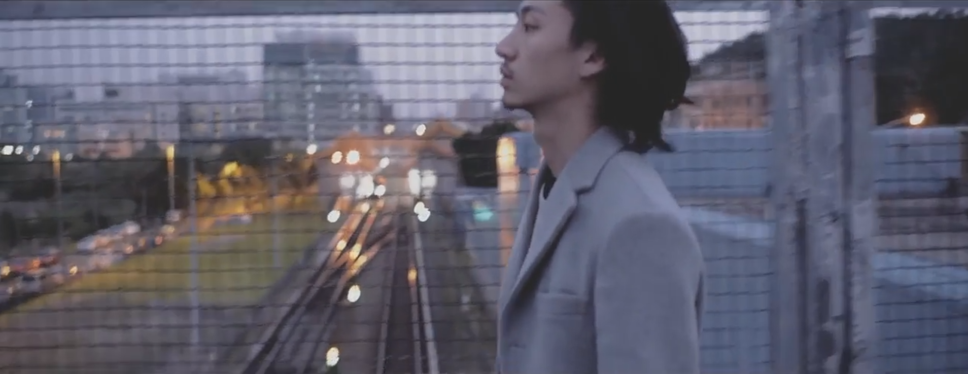 如何理解草东没有派对《山海》的 MV？ - 知乎
