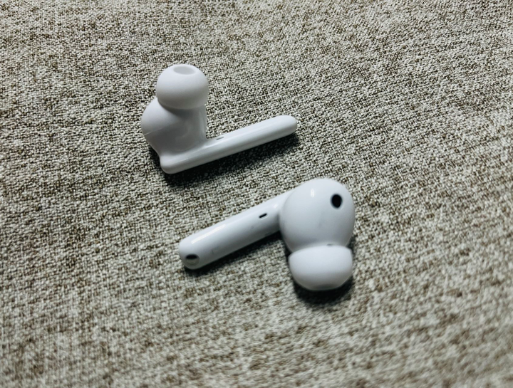 长续航与高音质的“双链”结合——荣耀Earbuds 3i实测体验