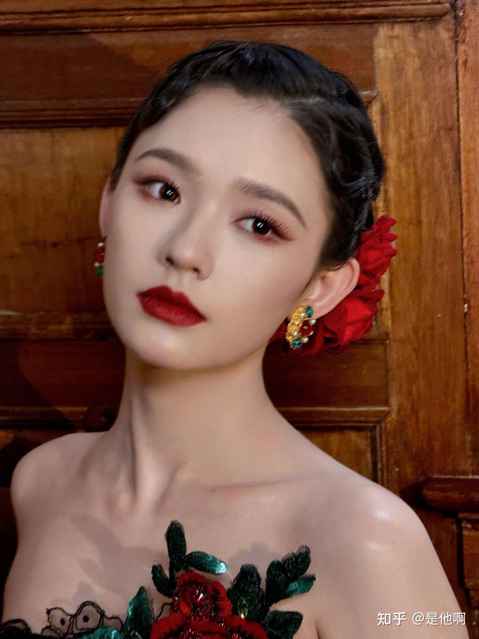 为什么艺人林允的人气很高?