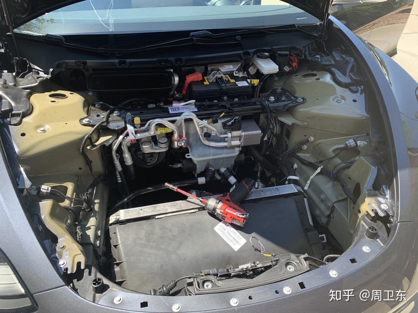 特斯拉Model Y前机舱拆解——看图猜不同- 知乎